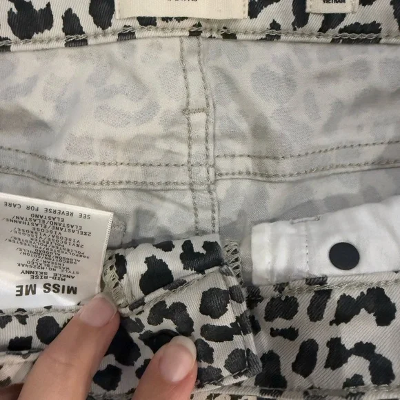Miss Me "WILD LIFE ANKLE SKINNY JEAN" Mid-Rise LEOPARD SKINNY JEANS size 29 - Picture 7 of 8